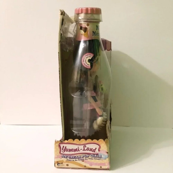 MGA Yummi Land Ice Cream Pop Girls Nikki Neopolitan 12 Inch Doll Damaged Box - Picture 9 of 16